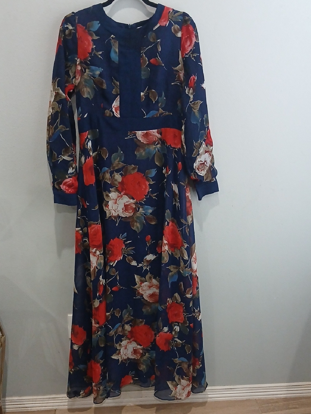 Navy Floral Long-Sleeve Maxi Dress with Red Rose Print